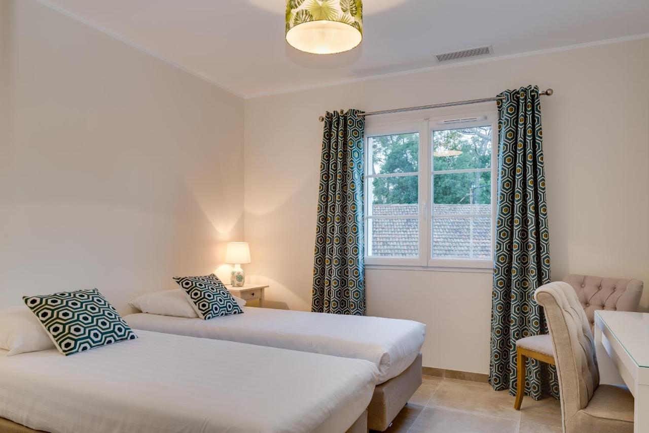 Luxurious And Spacious Apartment In The Heart Of The Cote D'Azur Roquefort Les Pins Kültér fotó