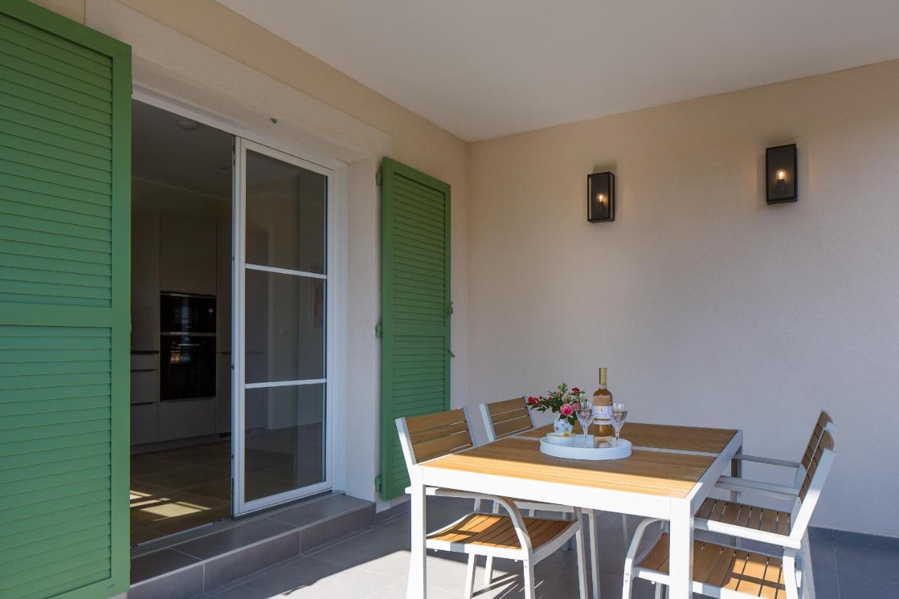 Luxurious And Spacious Apartment In The Heart Of The Cote D'Azur Roquefort Les Pins Kültér fotó